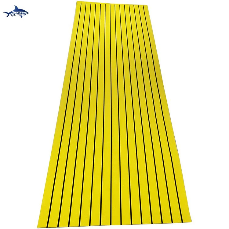 Dek Kapal Perekat Diri